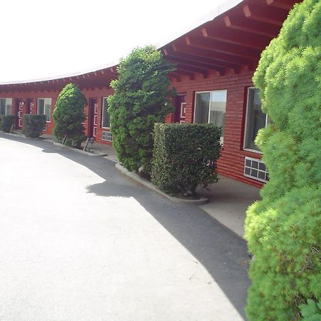 Avenue Motel 웨내치 외부 사진