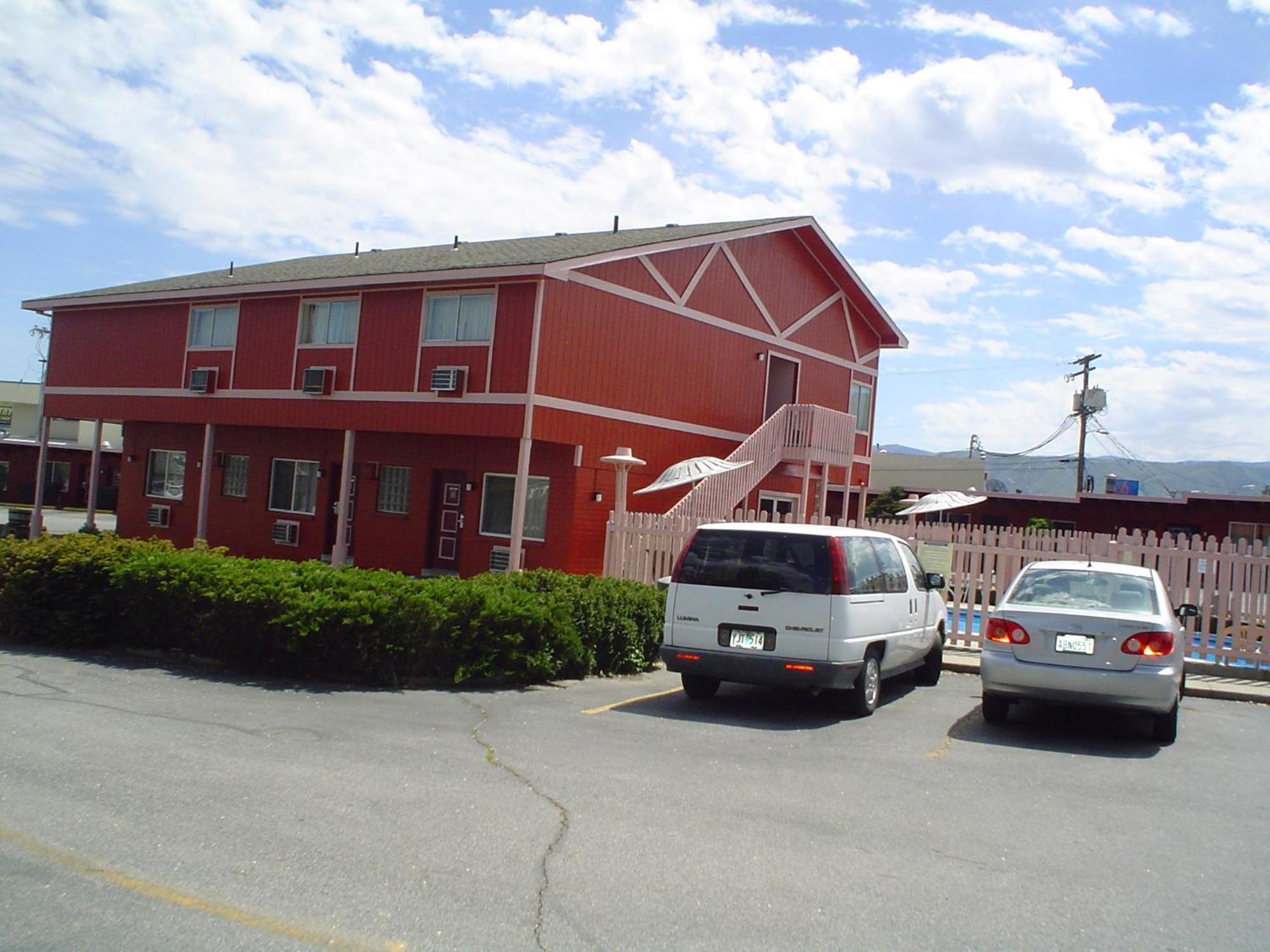Avenue Motel 웨내치 외부 사진